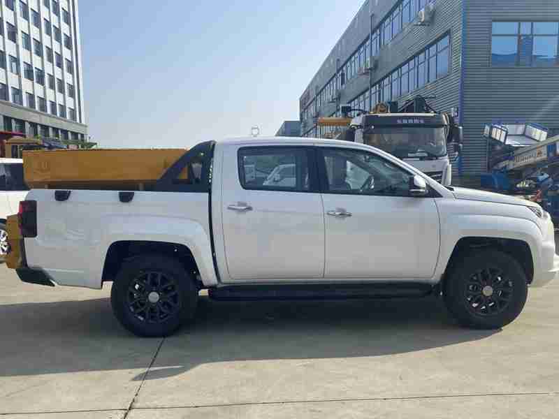 江鈴皮卡除雪車